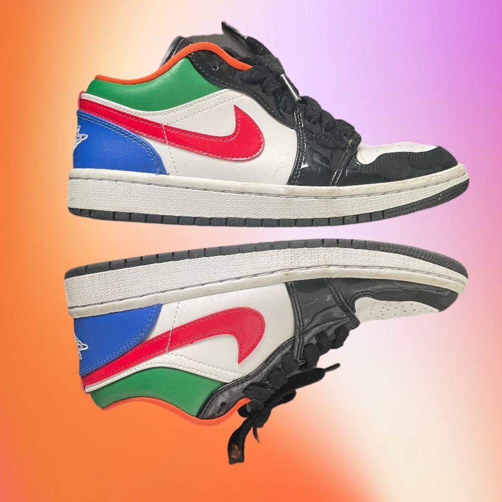 NIKE JORDAN 1 LOW (WOMENS)